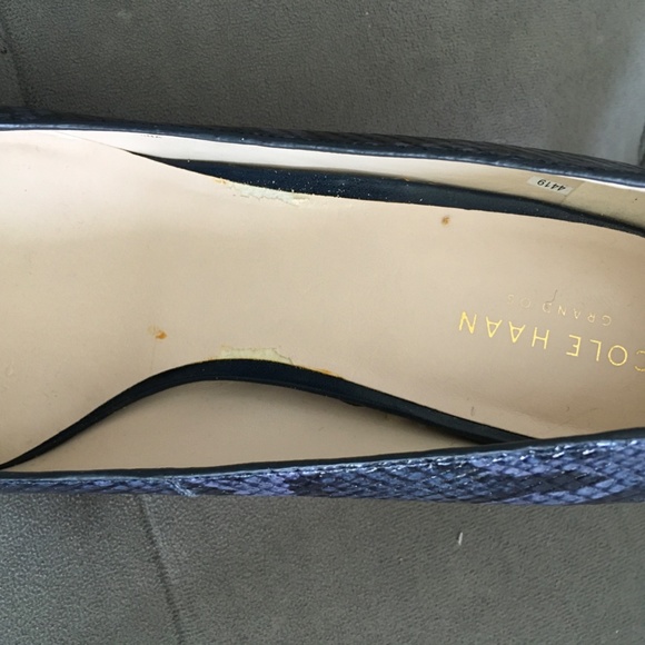 Cole Hahn Blue Name Print Heels - Never Worn - Picture 3 of 7